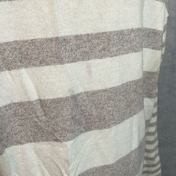 Express Cream stripped sweater size S - Picture 6 of 9